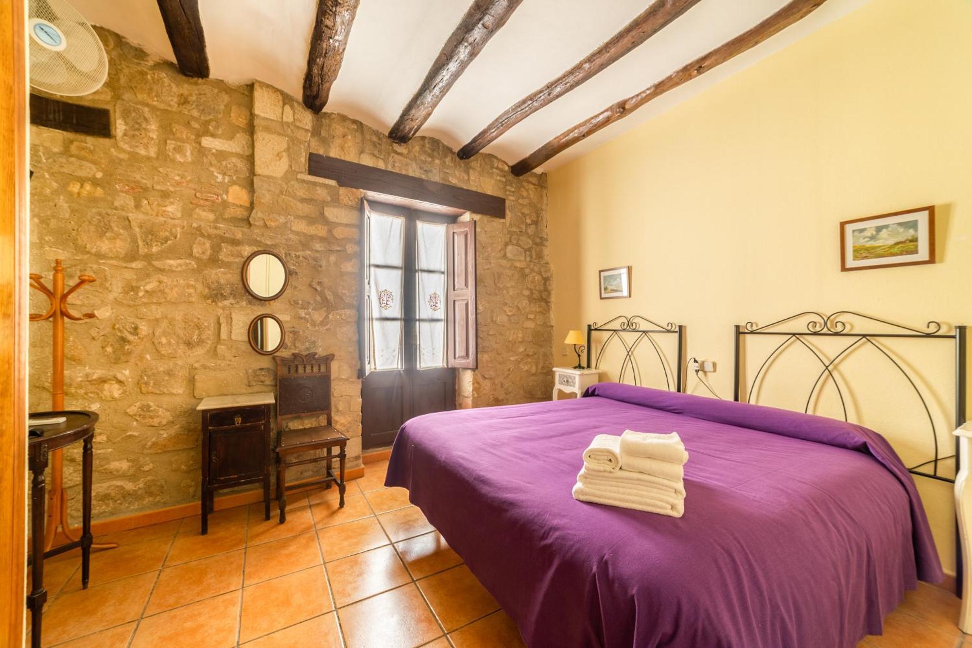 Hotel Fonda La Plaza à Valderrobres Extérieur photo