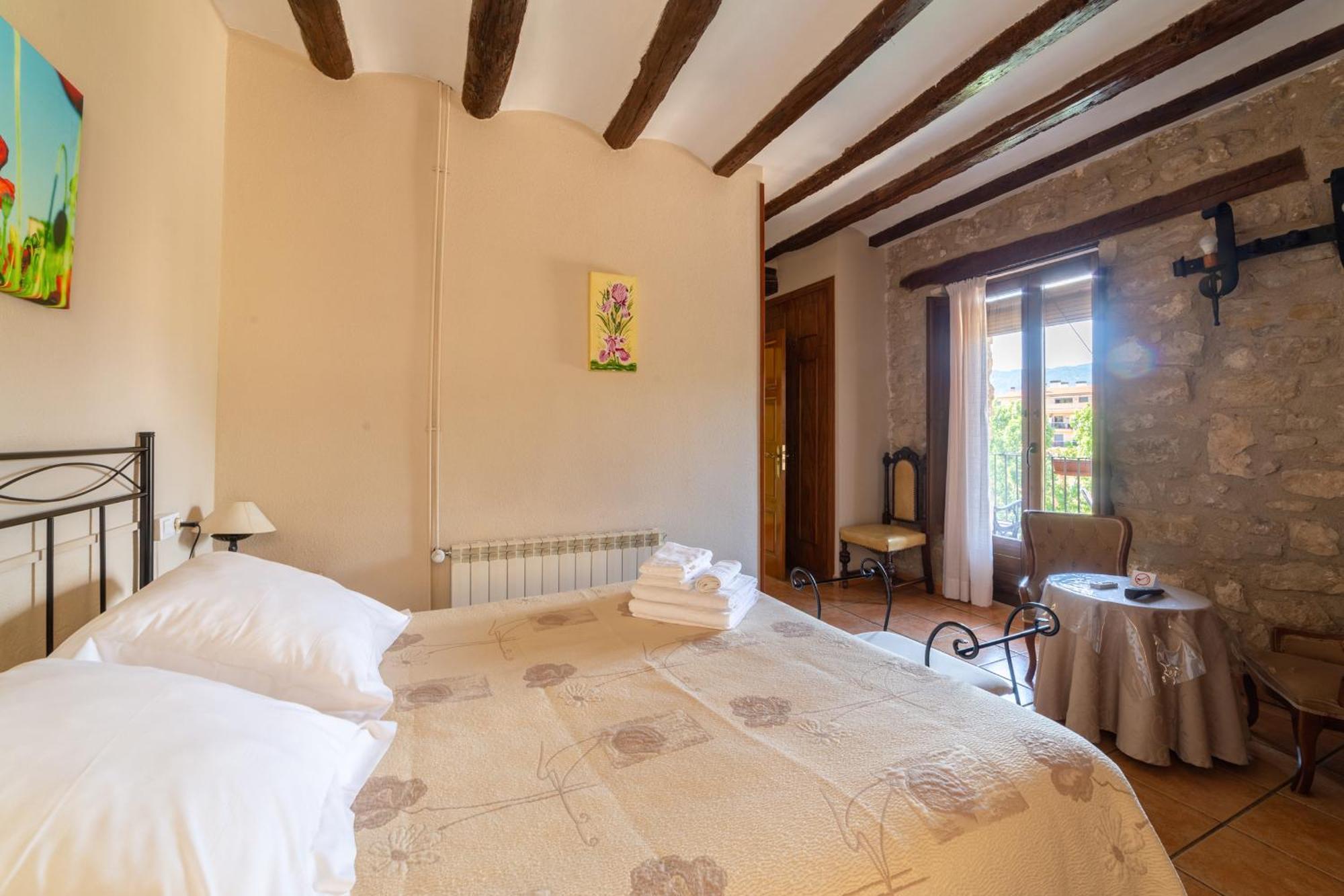 Hotel Fonda La Plaza à Valderrobres Extérieur photo